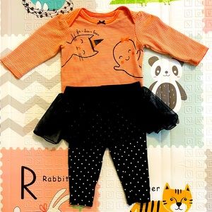 NWOT Holloween Baby Set